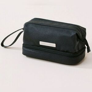 La Vie En Rose NWOT Faux Leather Cosmetic Bag/ Travel Organizer O/S